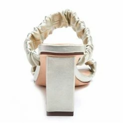 Matisse First Love Heel in Gold - women -Outlets Shop 16b22ca3cec2401bb202d81712a7ccdf 02867b33 959b 4245 bc1a 3ad61c16a548 1080x