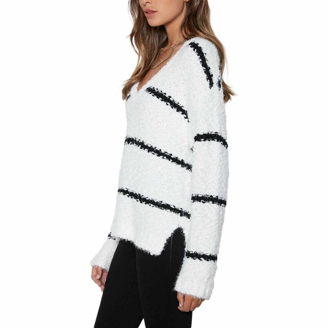 Tart Warner Womens Chunky Oversized V-Neck Sweater 5 Tart Warner Womens Chunky Oversized V-Neck Sweater - Image 3