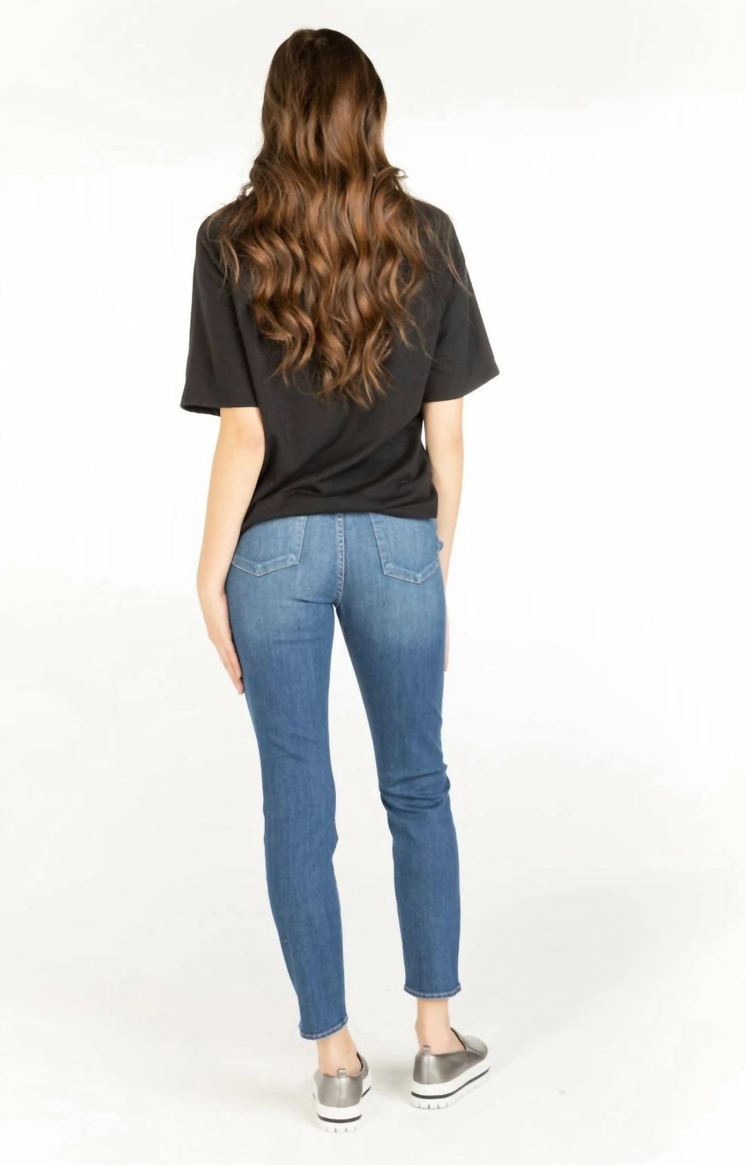 Articles Of Society Britney Skinny Denim in Medium Wash - women 5 Articles Of Society Britney Skinny Denim in Medium Wash - women - Image 3