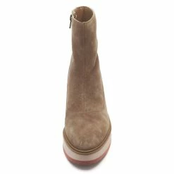 Matisse Gavin Ankle Boot in Taupe Suede - women -Outlets Shop 77c0f36080af443b961031e87e2b4a45 1b45bf21 55a6 463c b08e c15ef18c8274 1080x