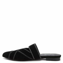 Matisse Turn Around Slip On in Black - women -Outlets Shop 8f01055b47cc46878c2cf0b03a8e6783 1080x