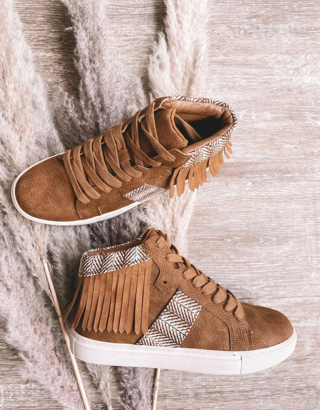 Matisse Slinky Sneaker in Tan - women 5 Matisse Slinky Sneaker in Tan - women - Image 3