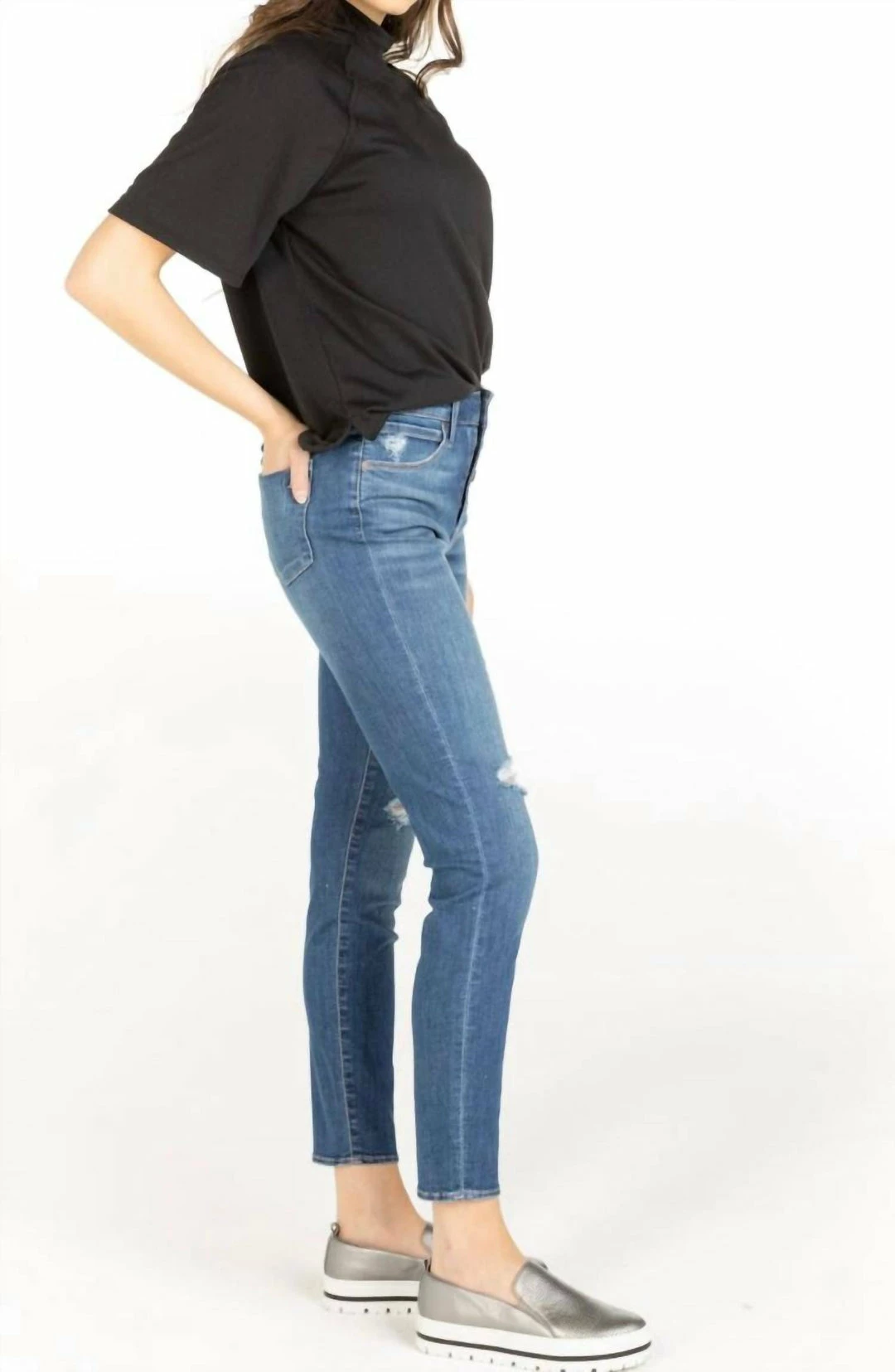Articles Of Society Britney Skinny Denim in Medium Wash - women 4 Articles Of Society Britney Skinny Denim in Medium Wash - women - Image 2