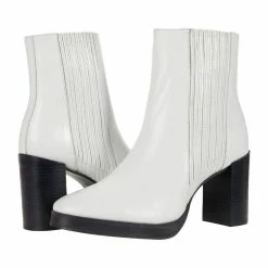 Matisse Ava Boots in White - women