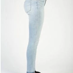 Articles Of Society Carly Denim in Light Wash - women -Outlets Shop a908689a022b4958a679b11cf21d6ca7 1080x