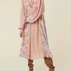 Spell Mossy Patchwork Boho Dress in Spring Garden - women -Outlets Shop b81d2356ca984e6aa2b8d75f245646e2 f8e4c0cc 01c9 4c38 80db b3c454ba5896 1080x