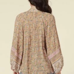 Spell Mossy Blouse in Evening - women -Outlets Shop c1b4bf733f724e968458b4a3f17a084f 14c90543 e35c 4baa 9924 6755a7cf3730 1080x